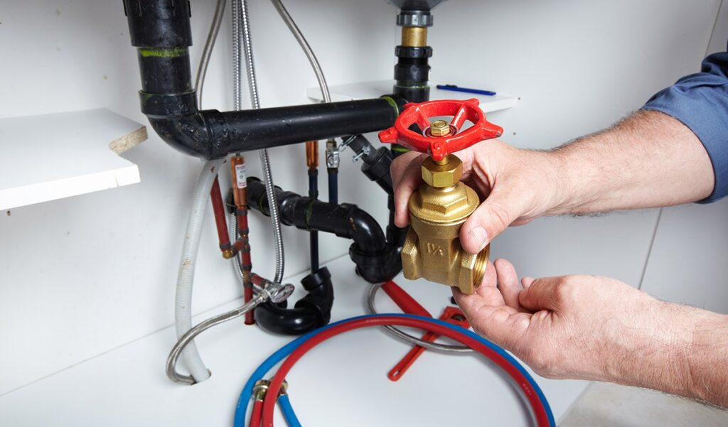 What to Include on your Plumbing and Electrical Checklist