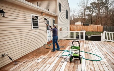 What Is the Best Time of Year to Pressure Wash Your Home?